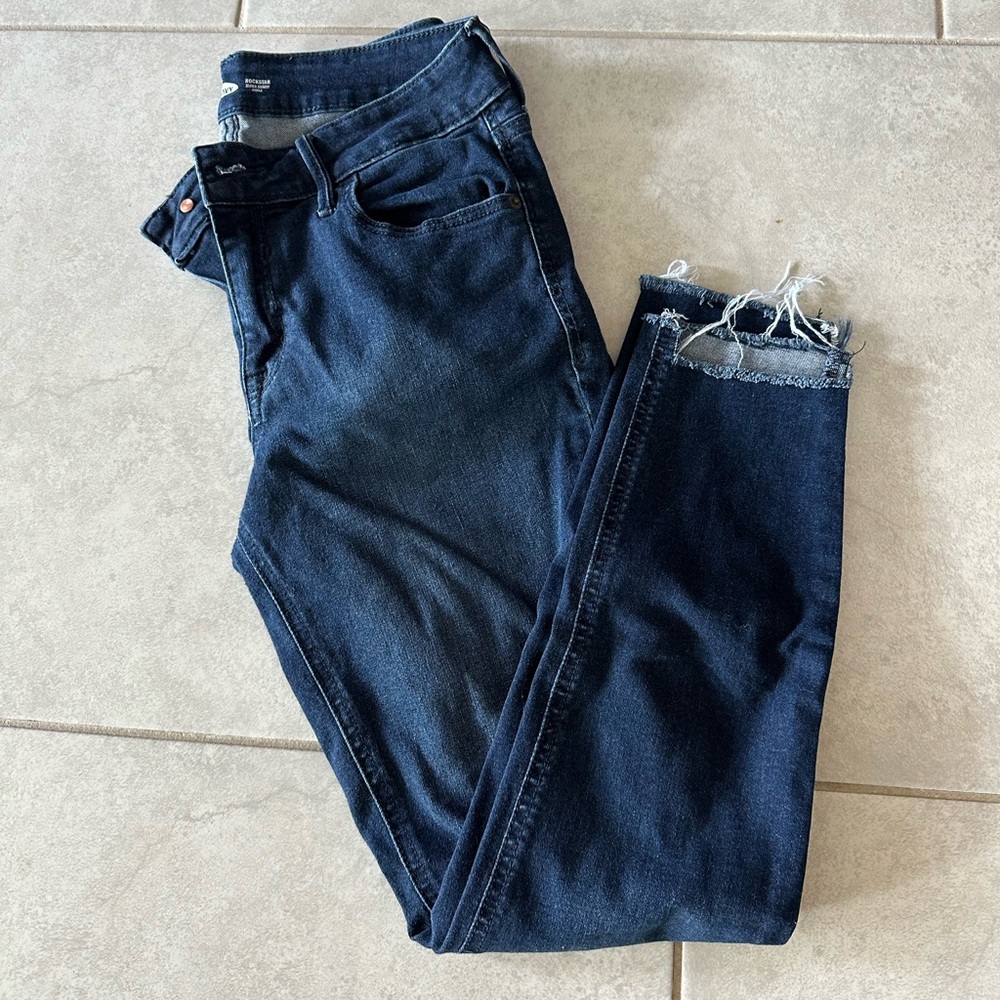 Old navy rockstar super skinny size 6